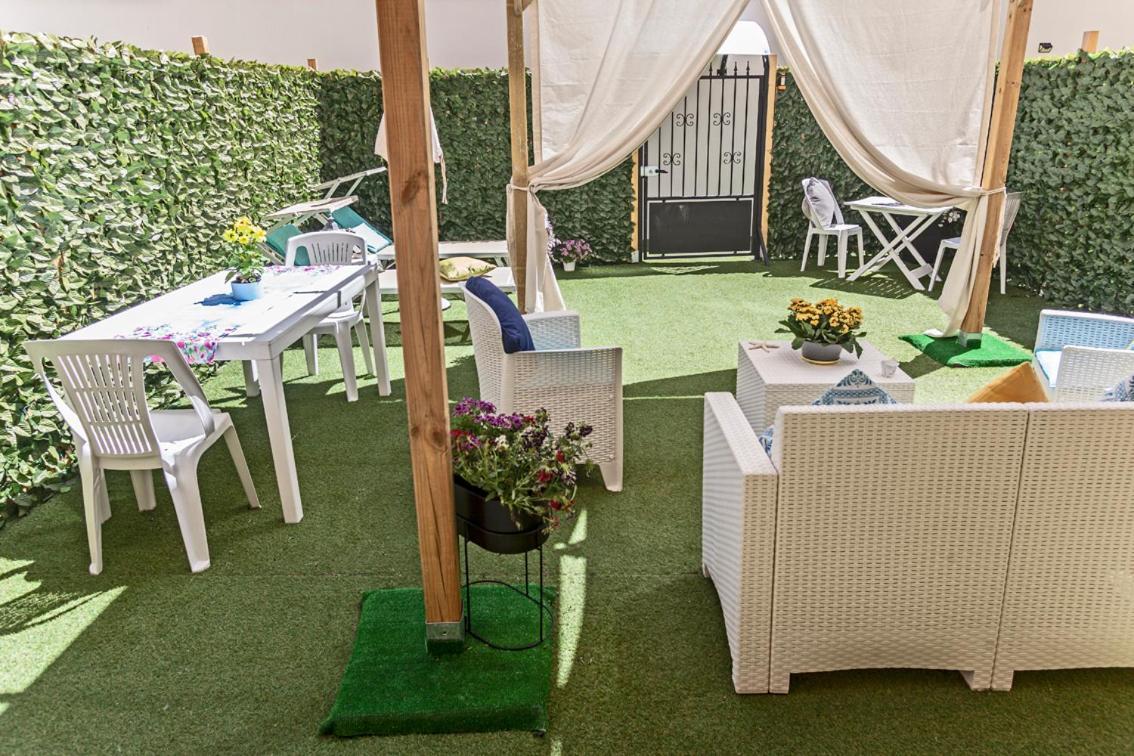 Garden Sant'Avendrace Villa Cagliari Exterior photo